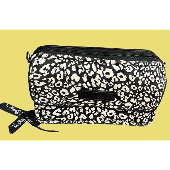 Vera Bradley-3 great Vera Bags / Fantastic Condition - Picture 3 of 7